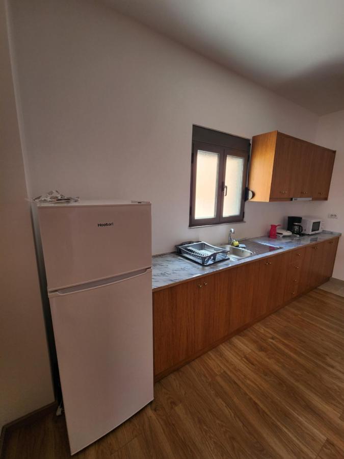 Brana Apartments Sarandë Buitenkant foto